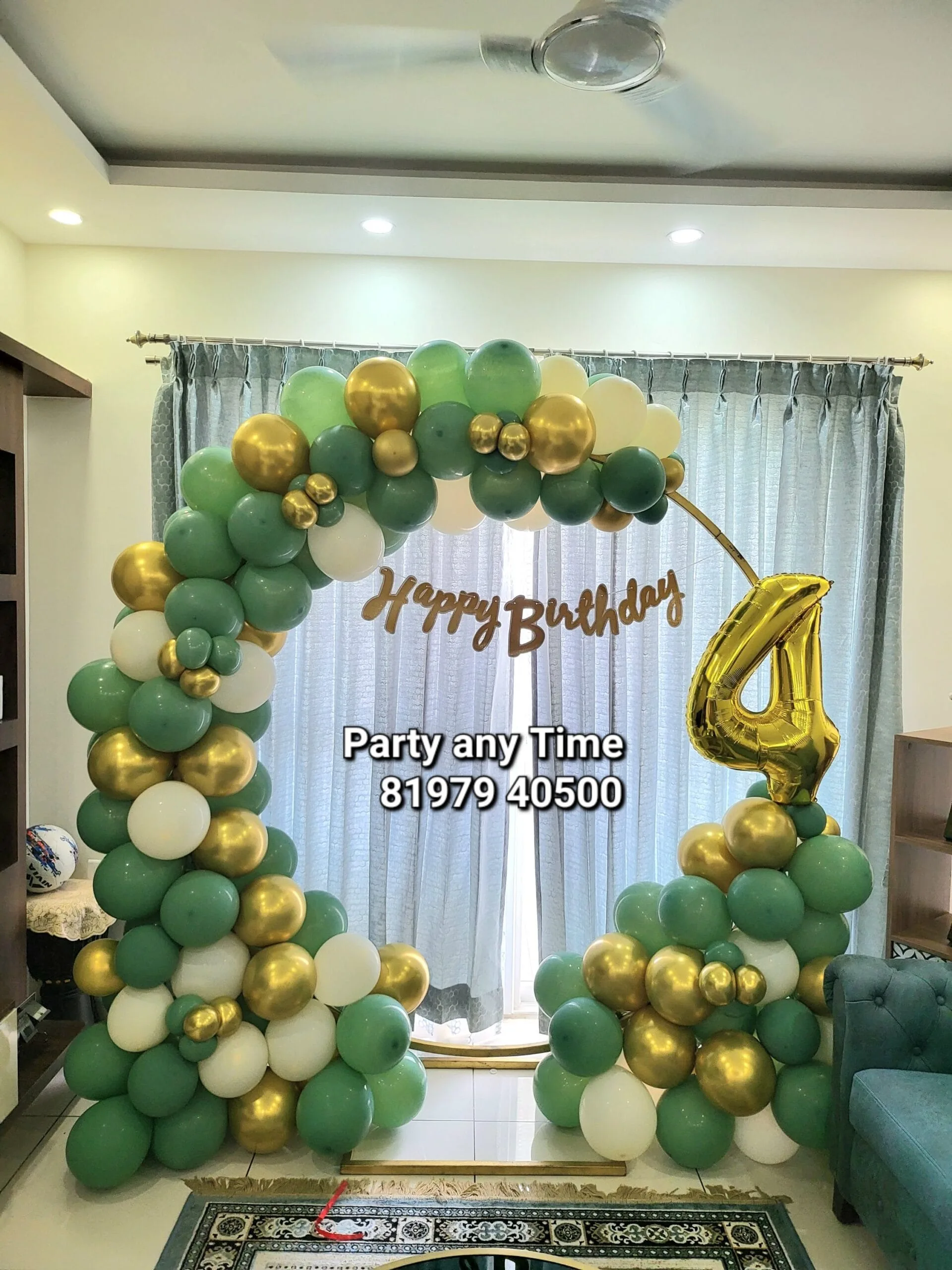 Organic Balloons arch