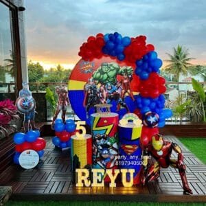 Average theme decorations