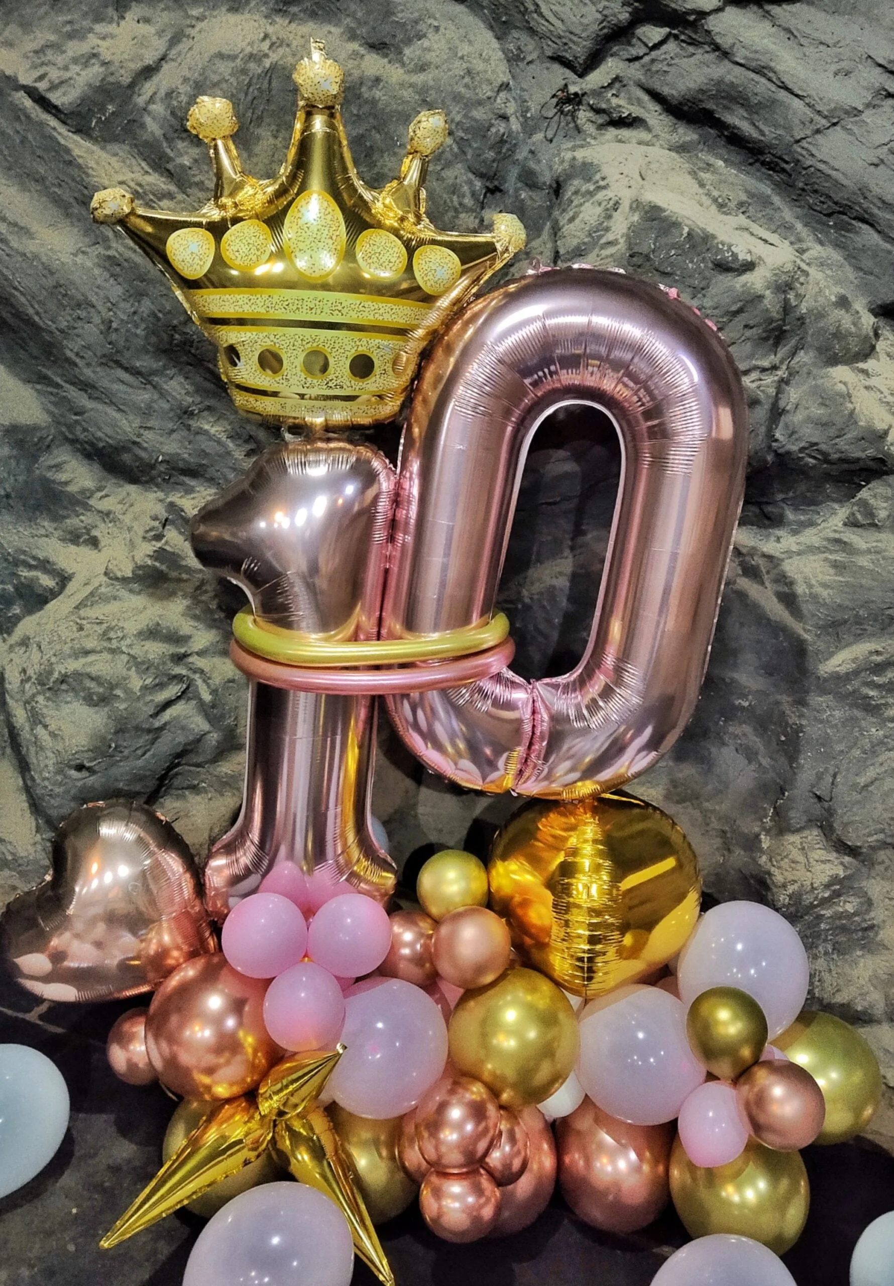 number balloon bouquet - Image 3