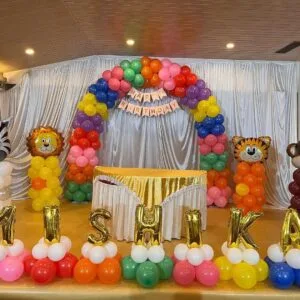 Jungle theme decorations