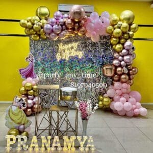 Theme decorations premium