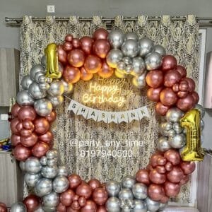 Chrome balloon arch 4