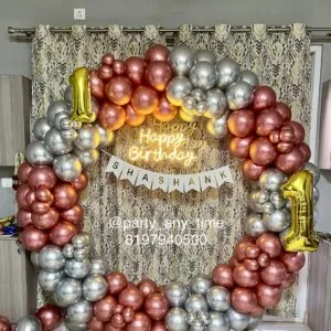 Chrome balloon arch 4